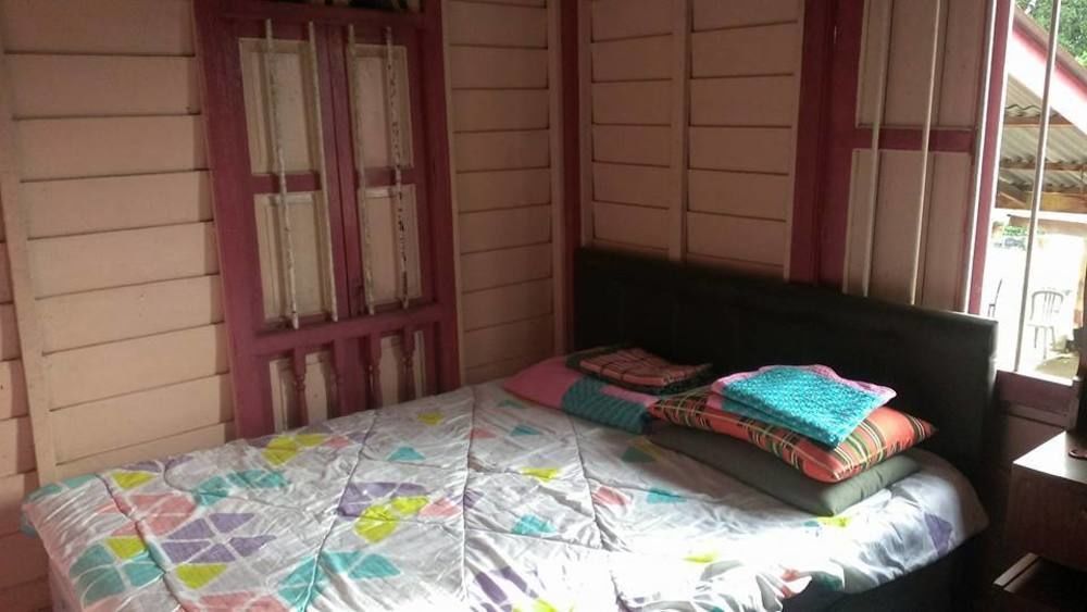 Homestay Bukit Gantang Hotel Taiping Bagian luar foto